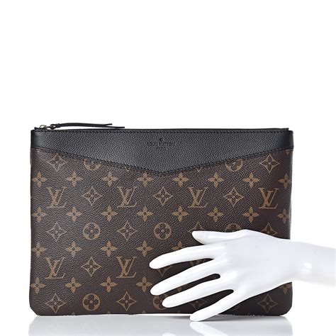 louis vuitton monogram daily pouch.